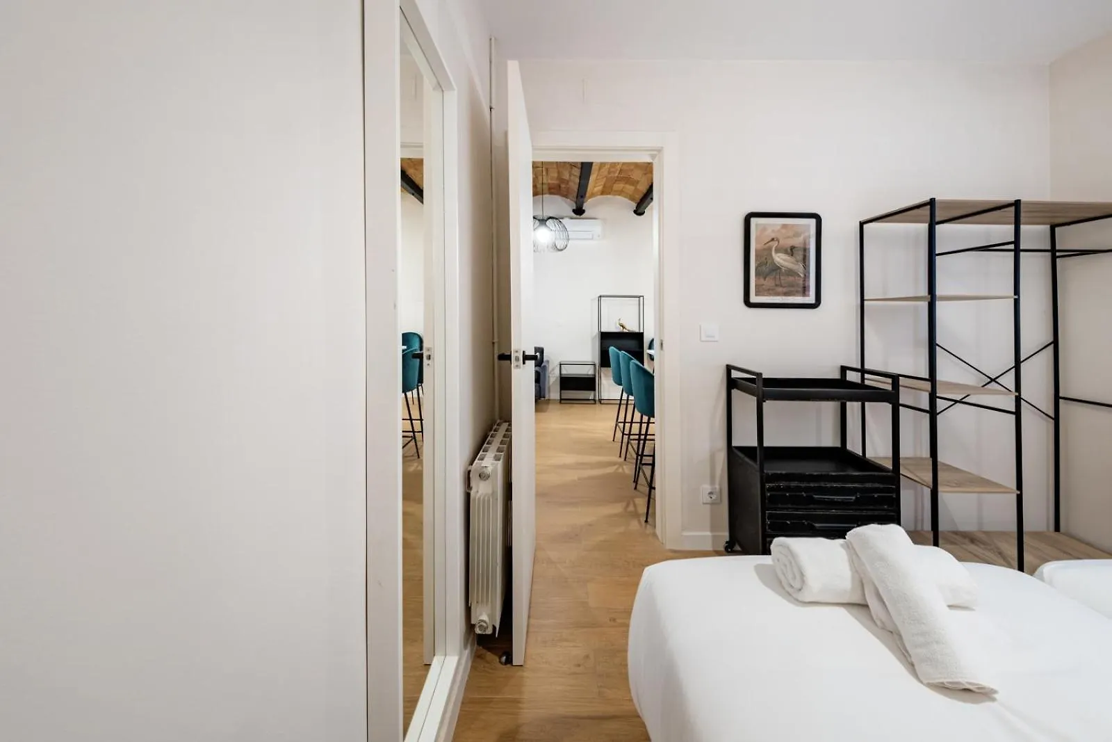 Bebarceloner Eixample Apartments - 4 Bedrooms