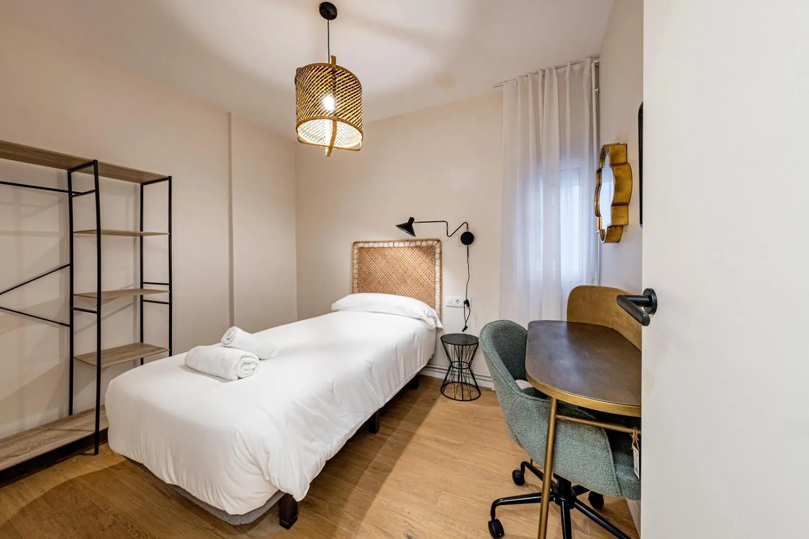 Bebarceloner Eixample Apartments - 4 Bedrooms 0*, Barcelona Španělsko