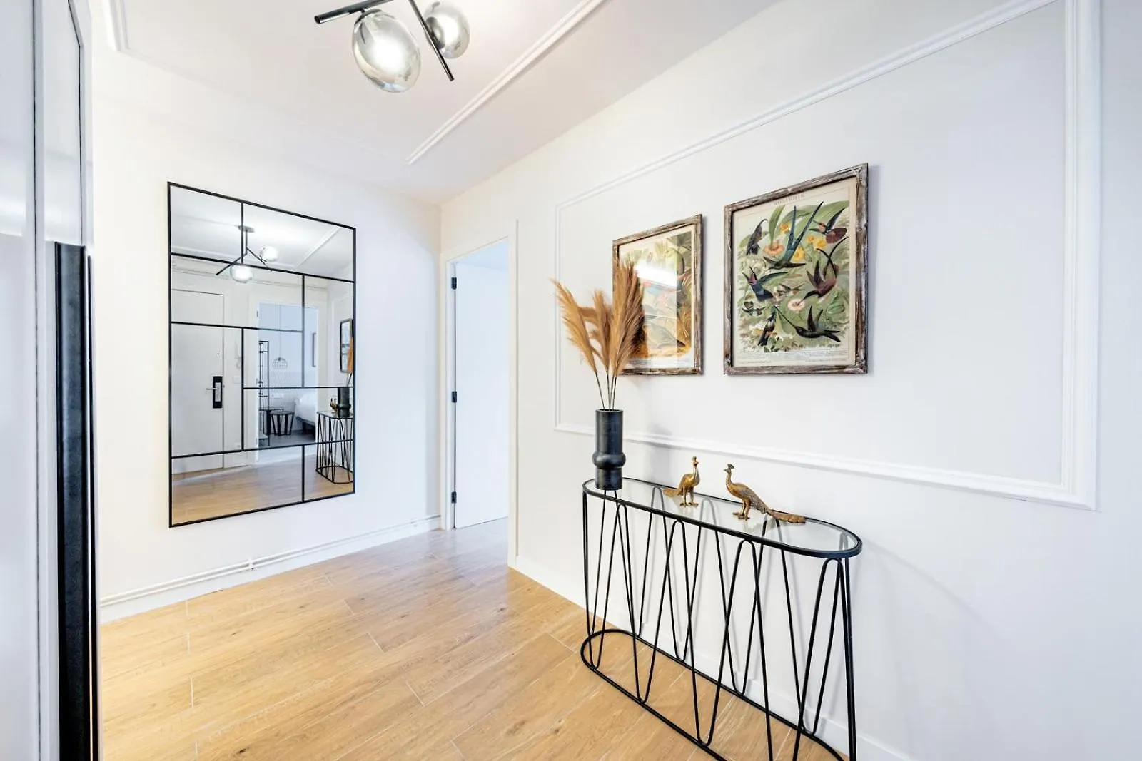 Bebarceloner Eixample Apartments - 4 Bedrooms Barcelona